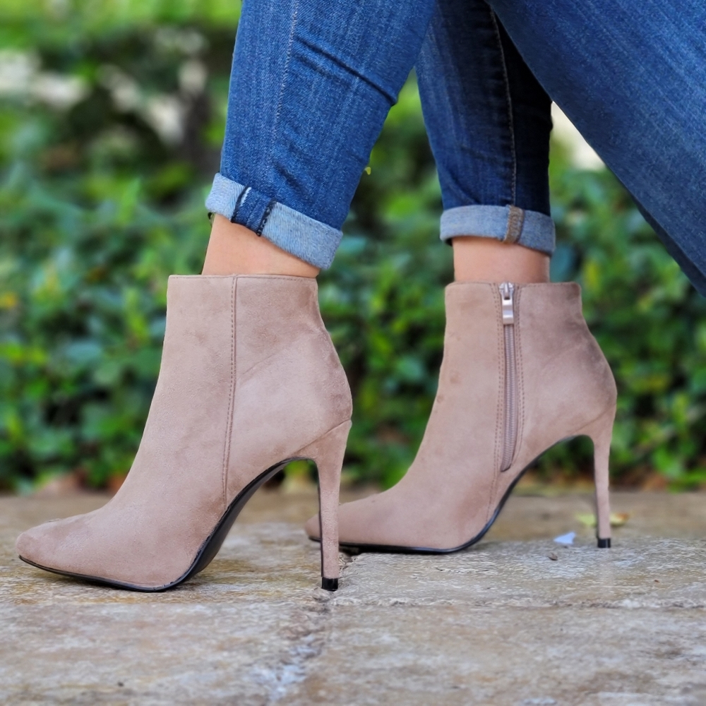 Women Taupe Pointy Toe Ankle Boots